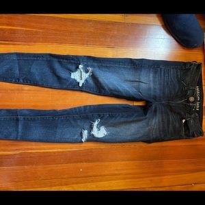 AMERICAN EAGLE SKIINY JEANS WORN ONCE